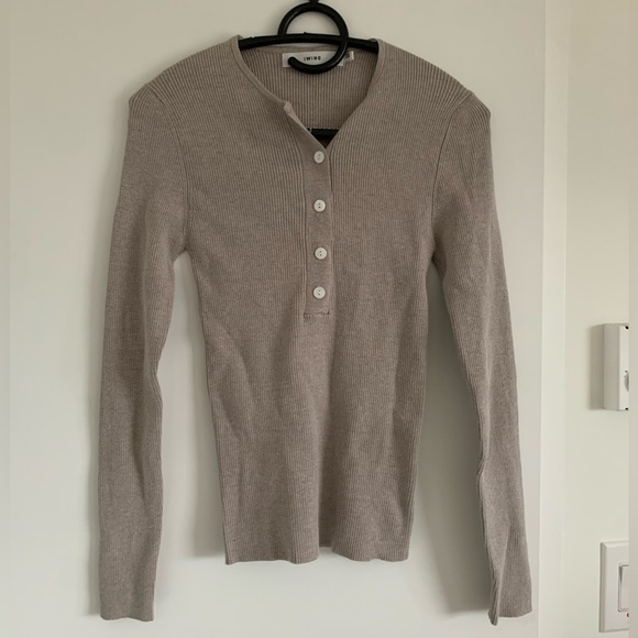 Knit fit top - Picture 1 of 3